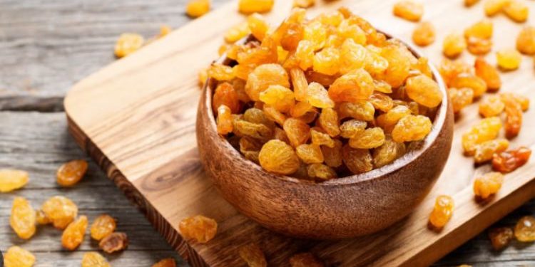 Wellhealthorganic.Com: Easy Way To Gain Weight Know How Raisins Can Help In Weight Gain