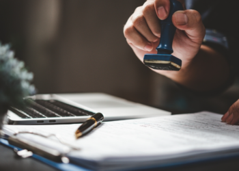 Deed poll UK can help for a faster Change name on DVLA Procedure