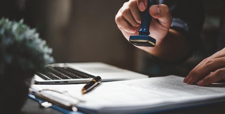 Deed poll UK can help for a faster Change name on DVLA Procedure