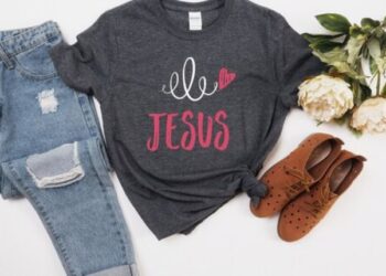 What Are The Benefits Of Wearing Jesus T-Shirts For The Whole Family?